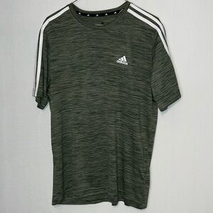 Adidas  Aeroready men's sports/fitness t-shirt primegreen medium.